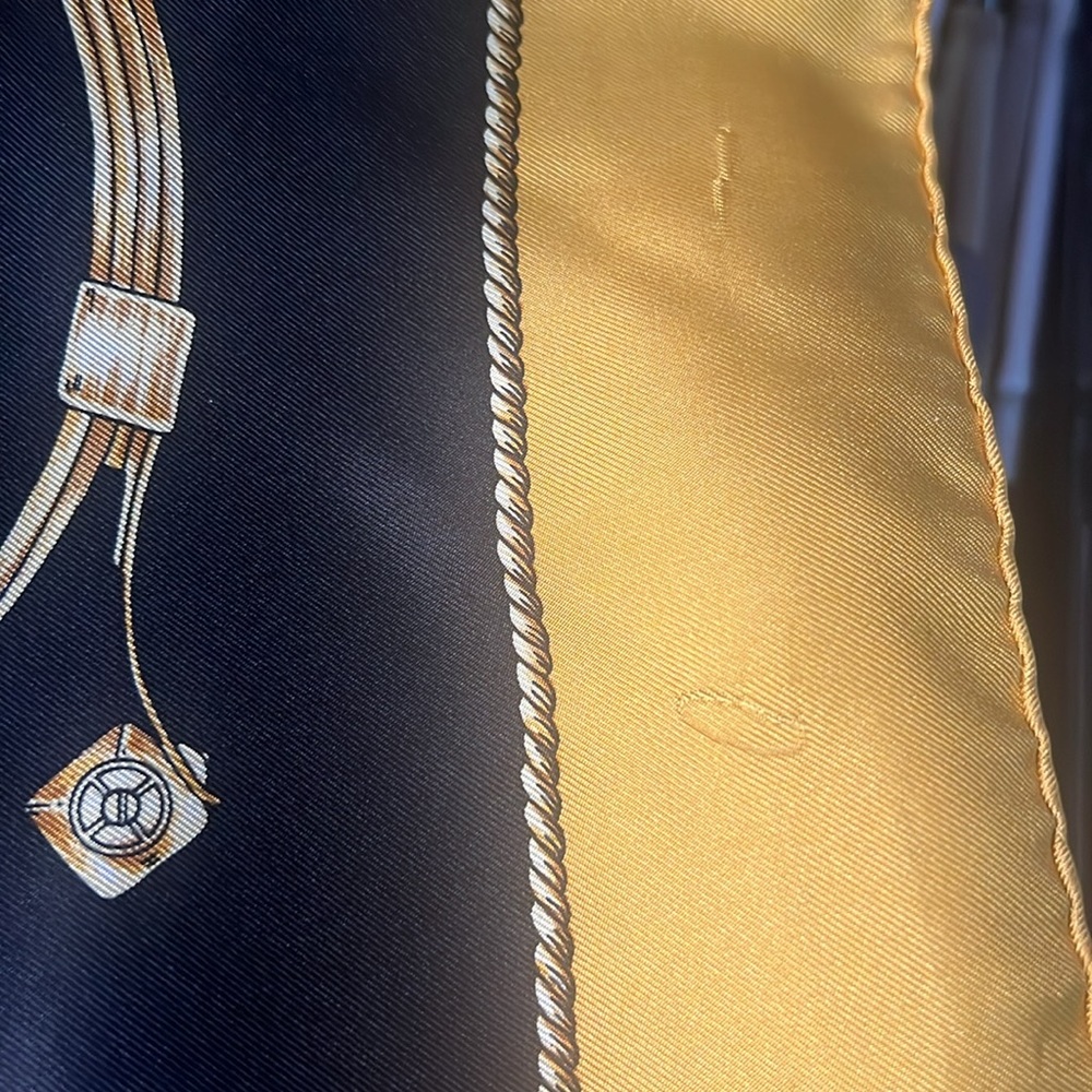 Authentic Celine Vintage 100% Silk Scarf – Equestrian Carriage Print - Picture 5 of 5